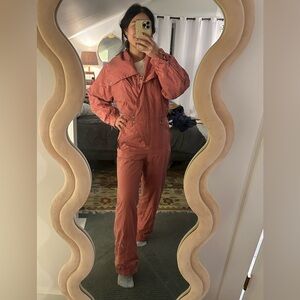 Bogner Women’s Vintage Ski Suit Size 6 (mauve pink color)